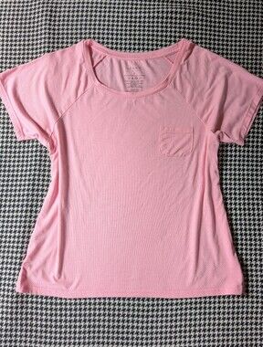 Pink lounge tshirt with front pocket